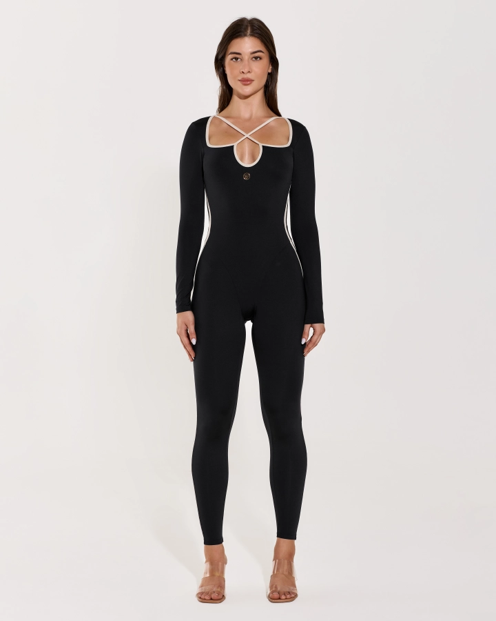 Elegant Long-Sleeved Overall with Lurex Detail
