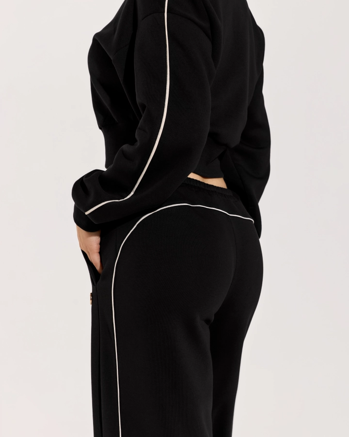 Accolade Cropped Jumper with Zip and Lurex Strap