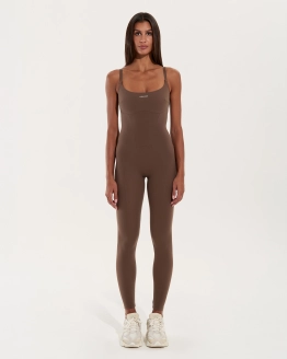 Logo Lettering Fitness Jumpsuit – HAZELNUT – 1. kép