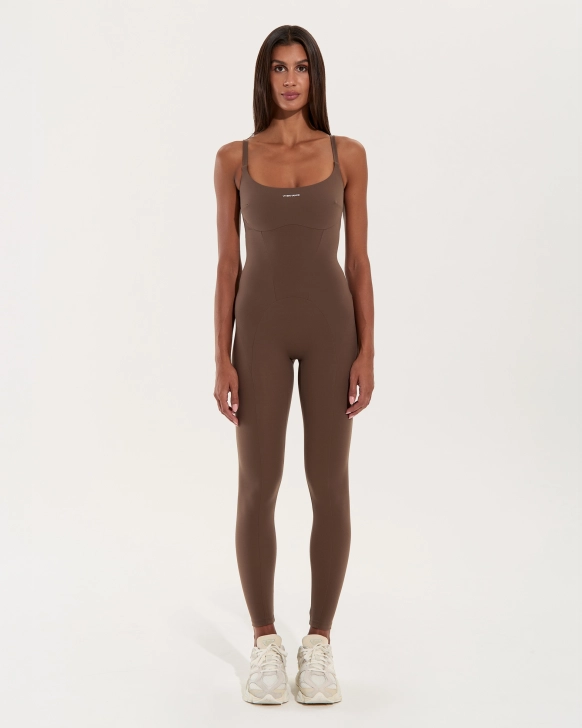 Fitness Jumpsuit with U-Neckline – HAZELNUT