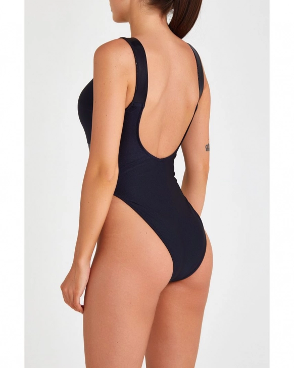 Costum baie întreg clasic fără push-up