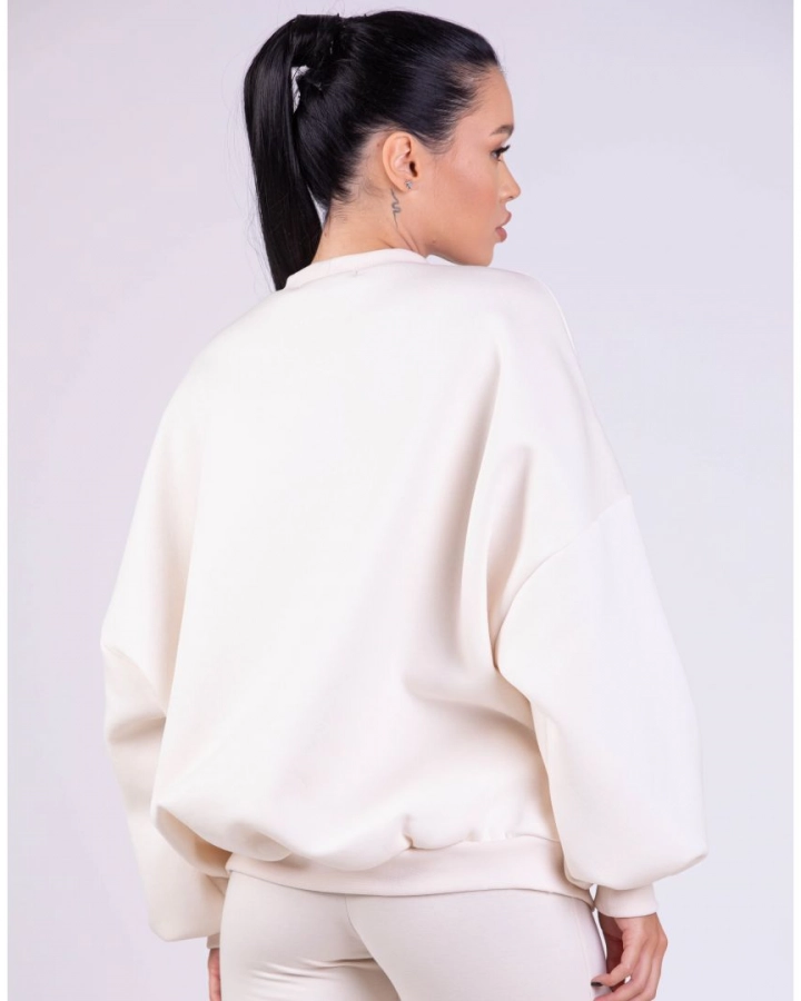 Oversized Pulóver Lánccal
