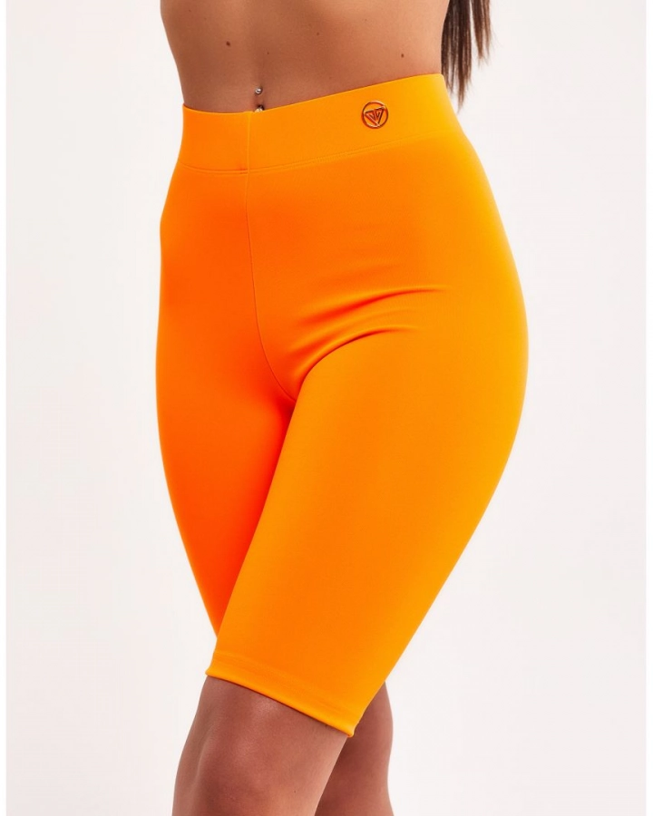 Three-quarter pants