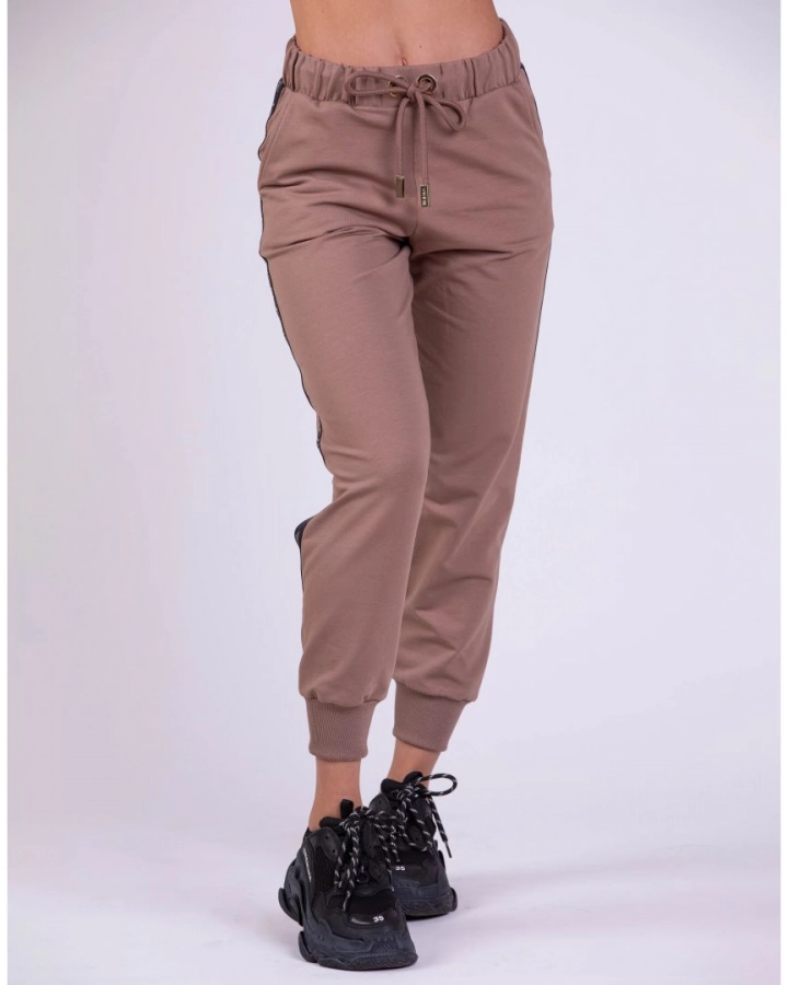 Sweatpants mit seitlichen Markenstreifen
