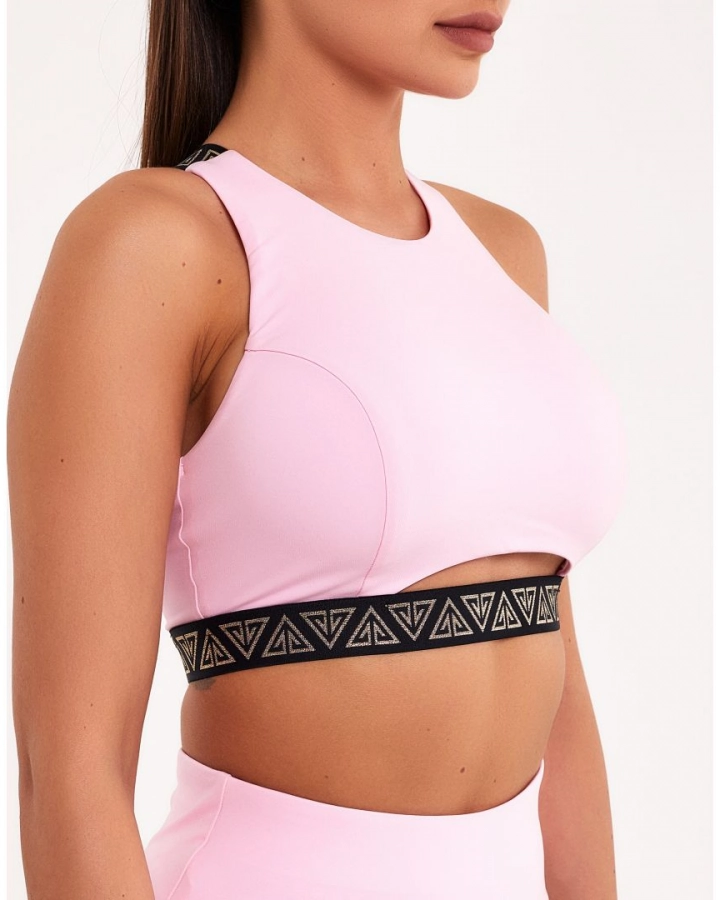 Sports bra with ”U” cut-out