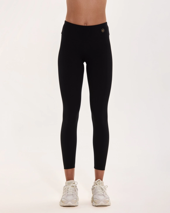 Shaping fitness leggings with high waist and sculpting effect