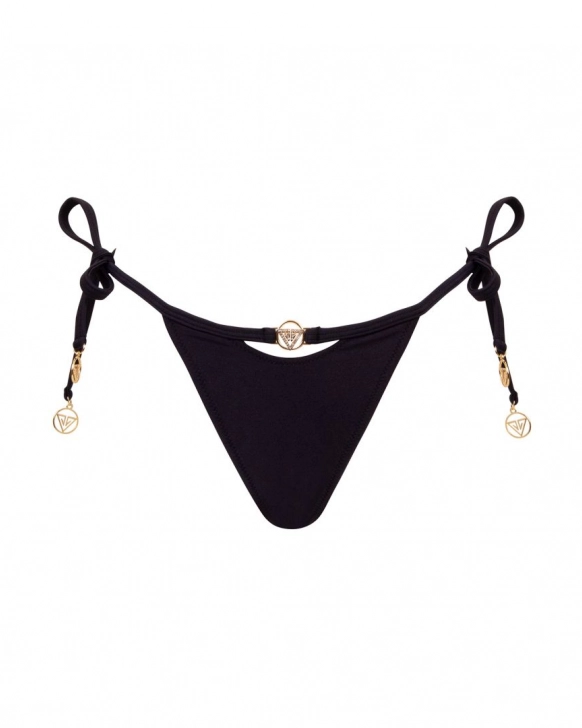 Tanga alsó állítható oldalpánttal és elülső kivágással