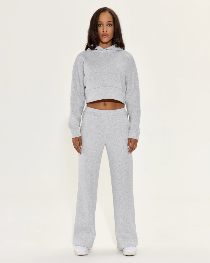 Wide-leg pants with side pockets and gold embroidery