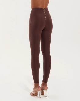 Mocha Activewear Set – 7. kép