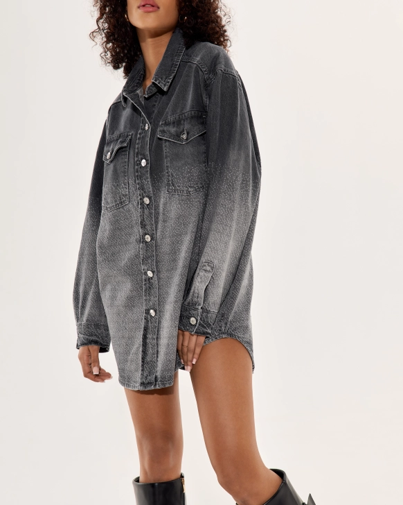 Chemise longue en jean effet usé oversize